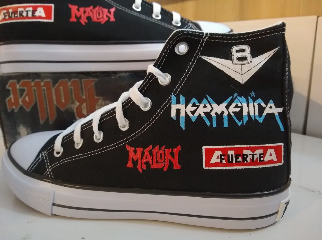 zapatilla de Multi Metal pintada a mano